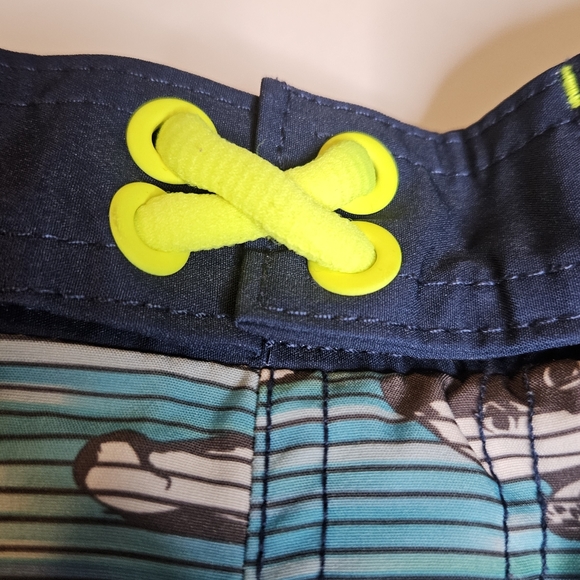 3 Pairs of Boy's Swimming Trunks Size 10/12 - Picture 9 of 16